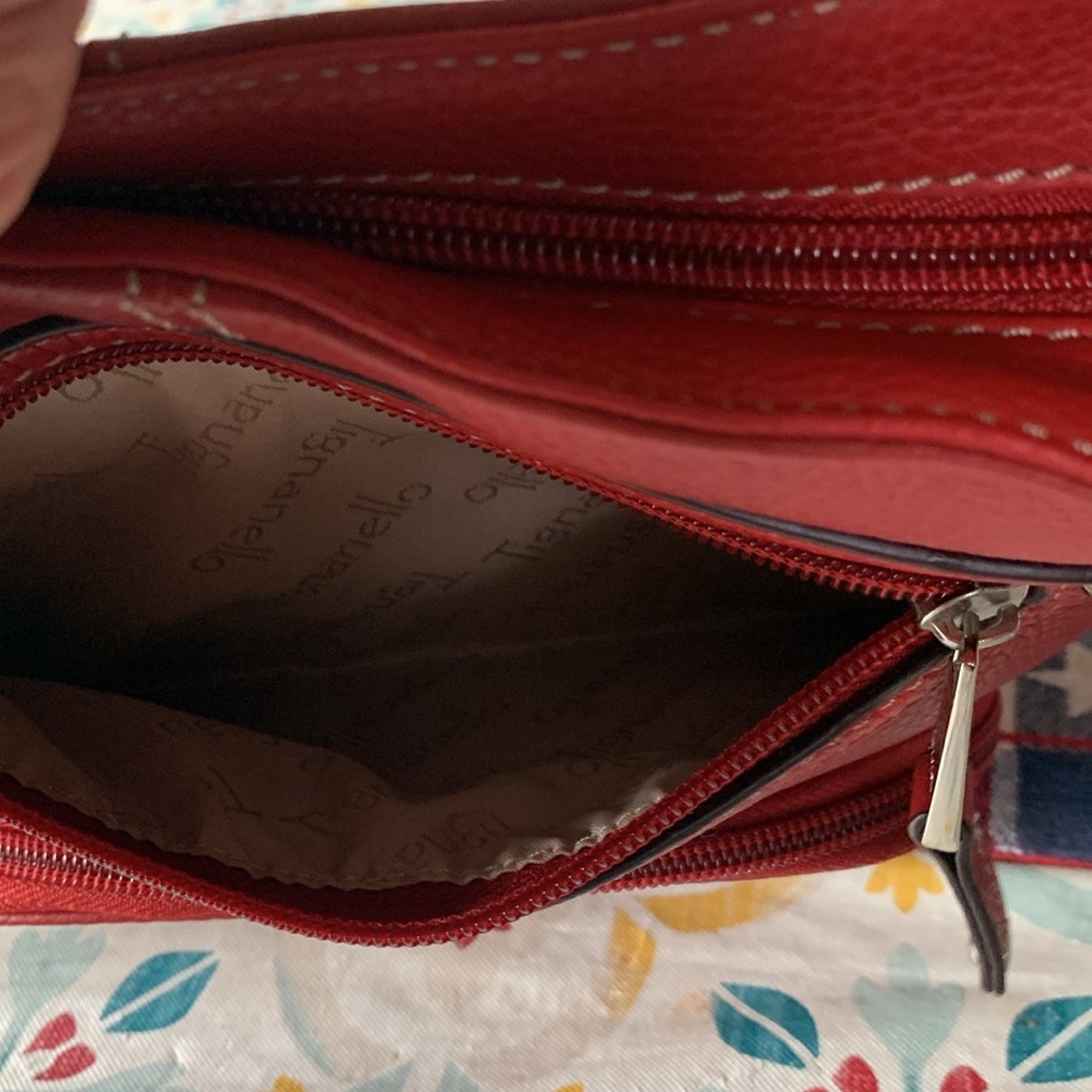 Tignanello Leather Crossbody Bag NWT - Picture 7 of 14